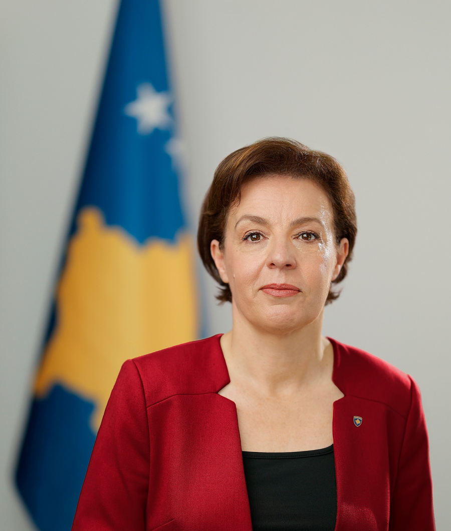 Në agimin e një dite të kobshme...