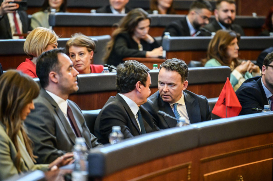 Recidivistë në gabime!